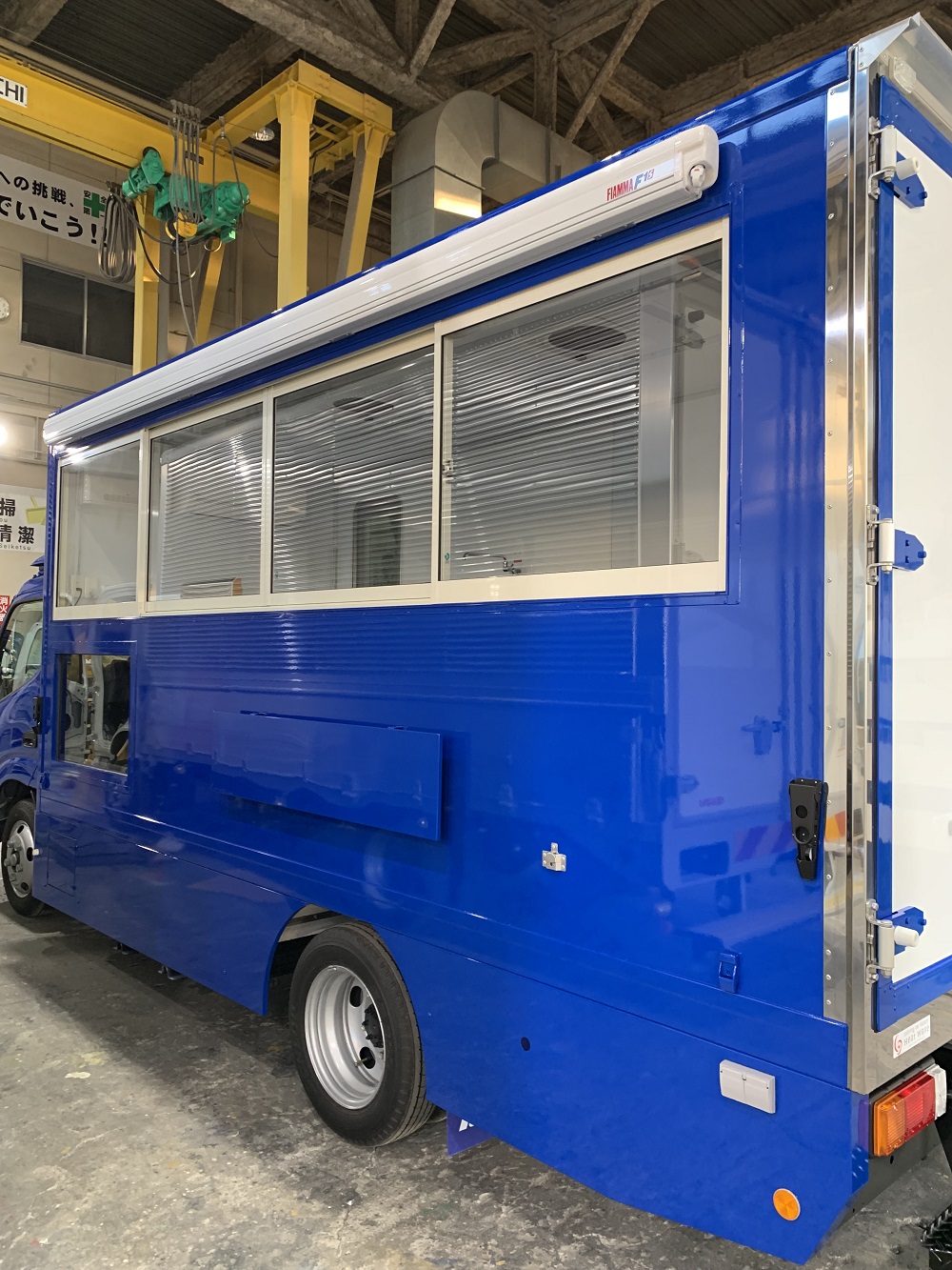 翁の郷埼玉名物肉汁うどんキッチンカー