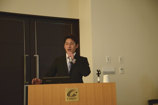 0327セミナー用写真右田さん