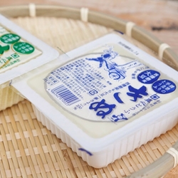 真心とうふ　武内食品　とうふ