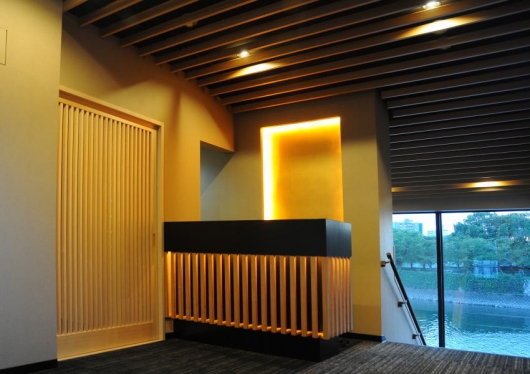 和久エントランス